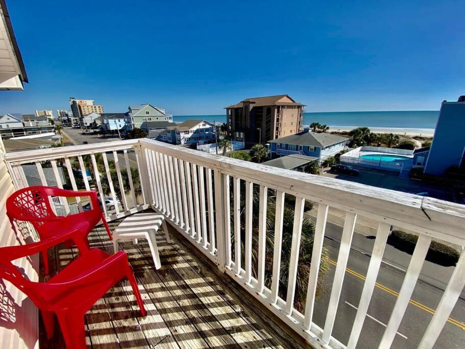 Oceanview 3-Story Getaway W/ 3 Decks, Pool, Game Room Myrtle Beach Bagian luar foto